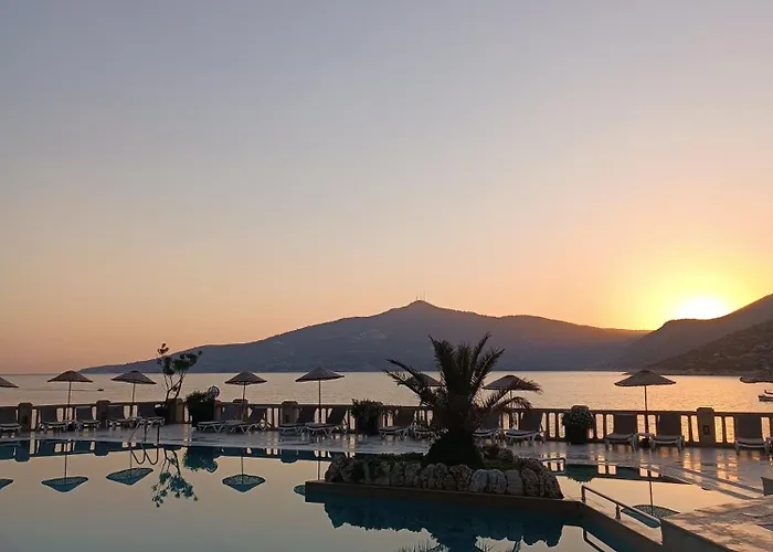 Cactus Garden - Club Patara Калкан
